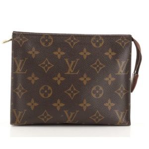 Authentic Toiletry Pouch Monogram Canvas 19